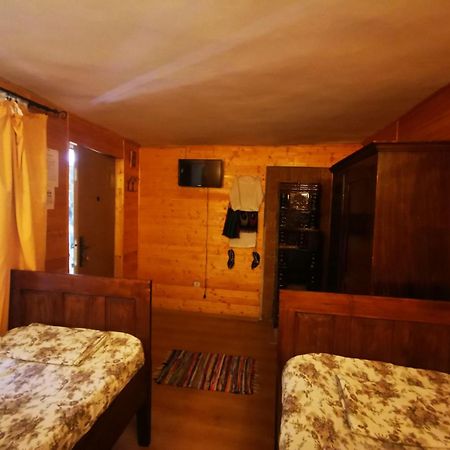 Casa De Oaspeti Dunarea La Cazane Dubova Luaran gambar