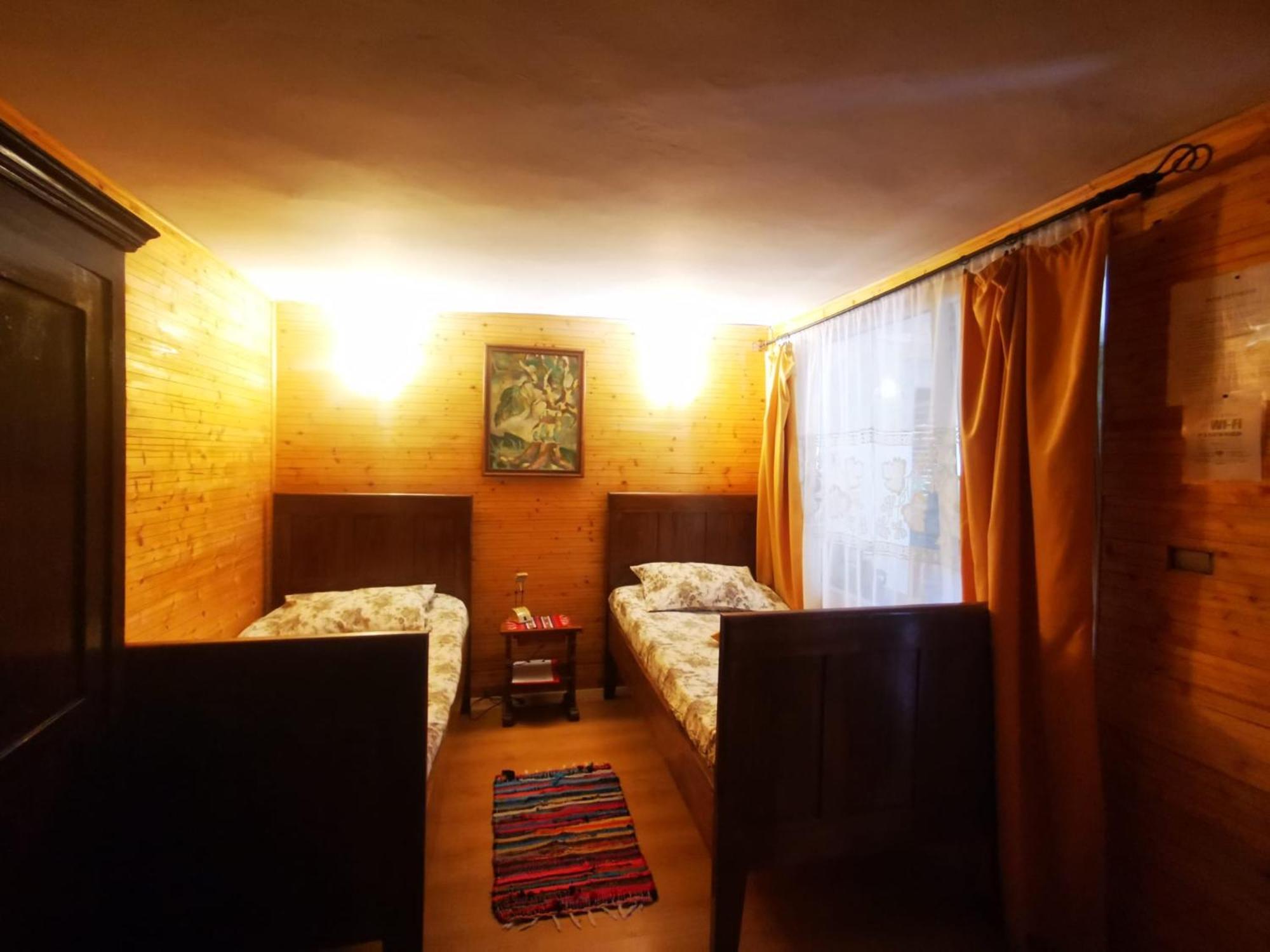 Casa De Oaspeti Dunarea La Cazane Dubova Luaran gambar