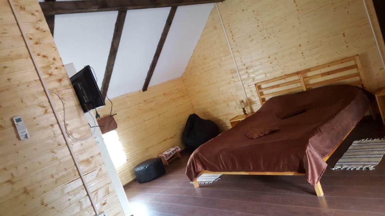 Casa De Oaspeti Dunarea La Cazane Dubova Luaran gambar
